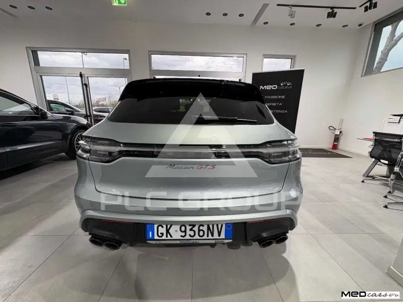 2022 Porsche MACAN
