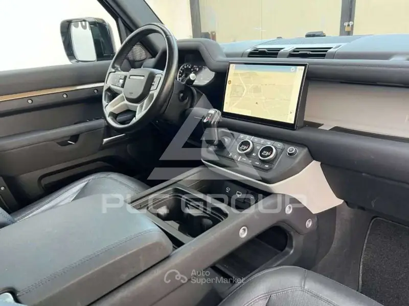2022 Land Rover DEFENDER