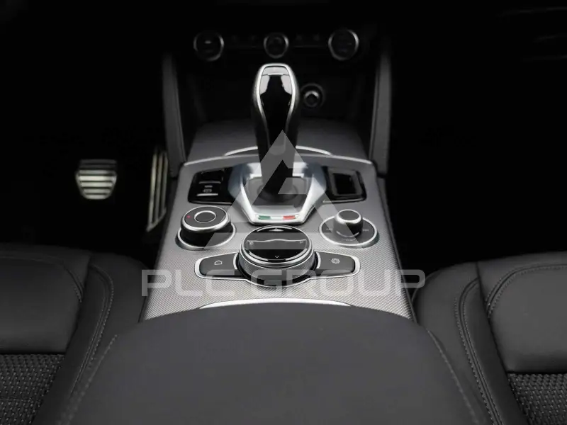 2022 Alfa Romeo Stelvio