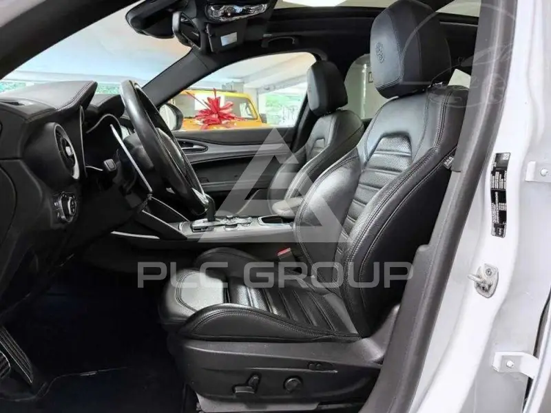 2022 Alfa Romeo Stelvio