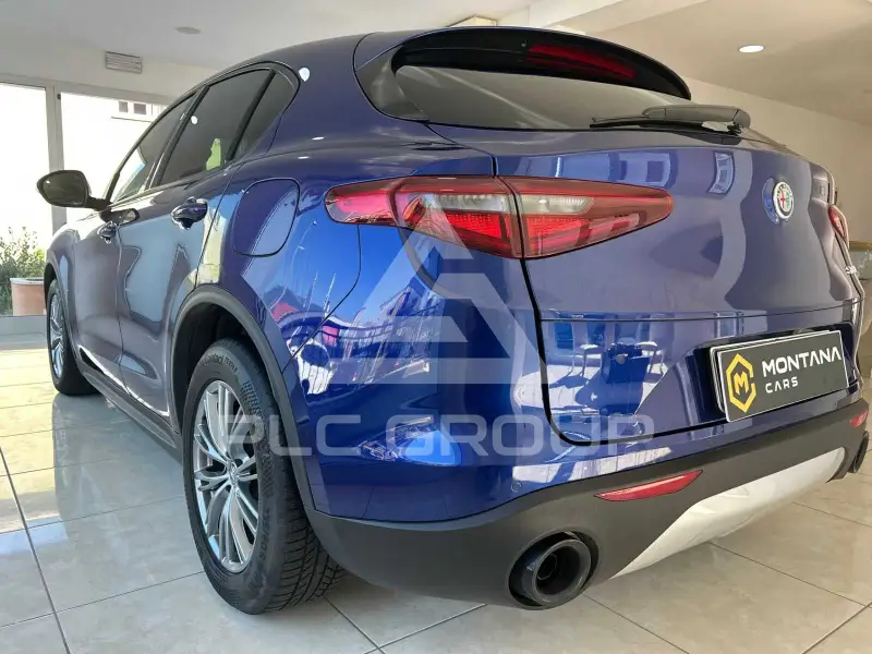 2022 Alfa Romeo Stelvio