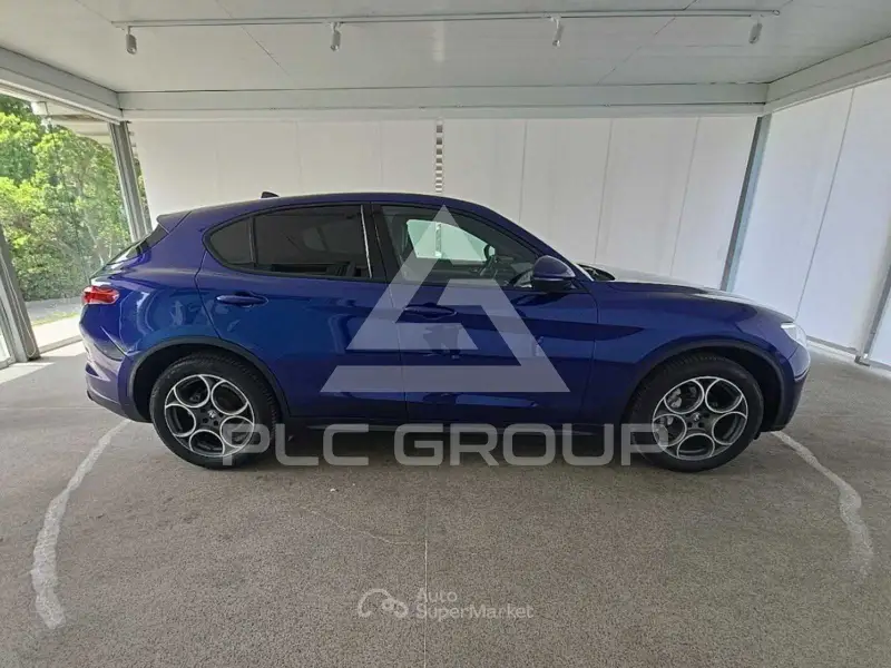 2022 Alfa Romeo Stelvio