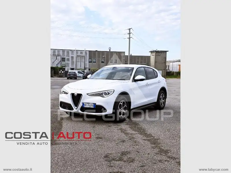 2022 Alfa Romeo Stelvio