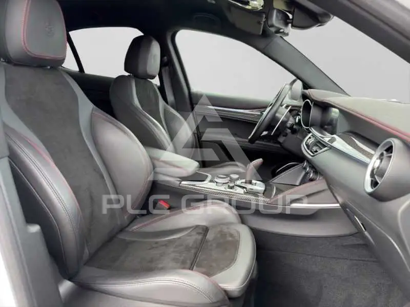 2022 Alfa Romeo Stelvio