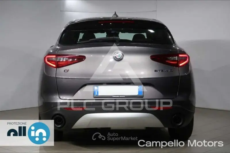 2022 Alfa Romeo Stelvio