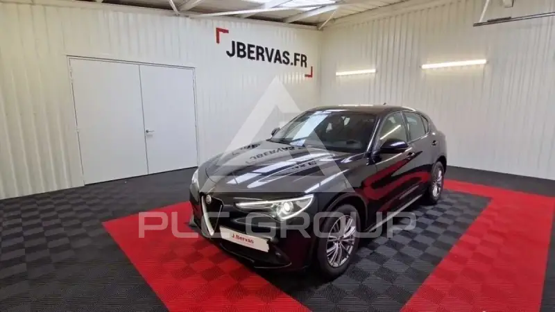 2022 Alfa Romeo Stelvio