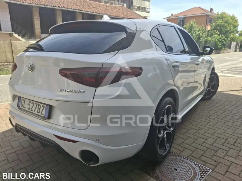 2022 Alfa Romeo Stelvio