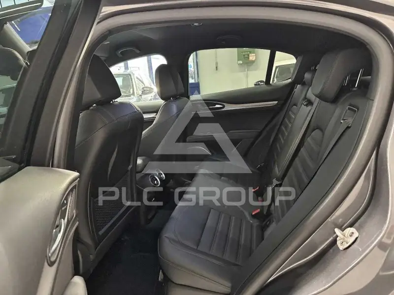2022 Alfa Romeo Stelvio