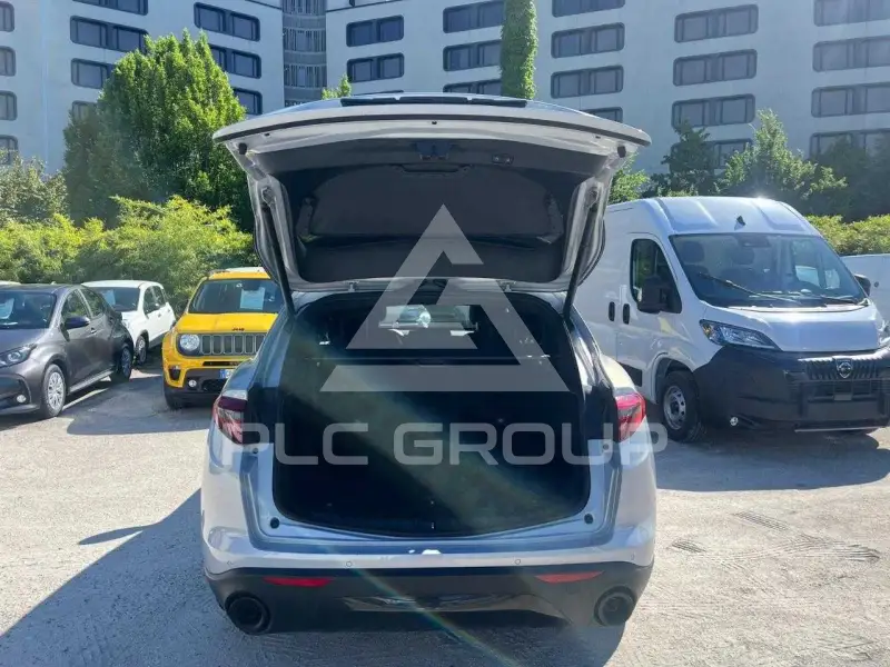2022 Alfa Romeo Stelvio