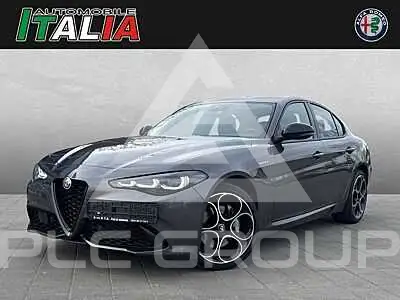 2022 Alfa Romeo Giulia