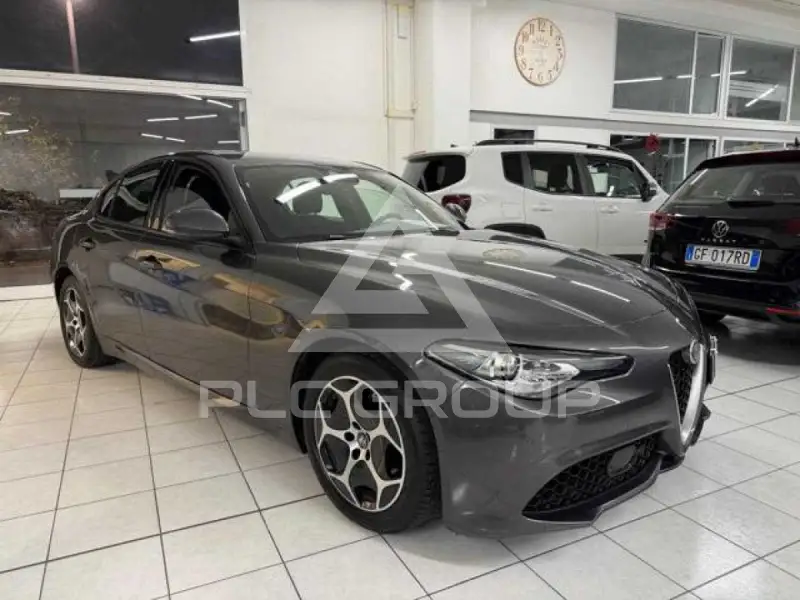 2022 Alfa Romeo Giulia