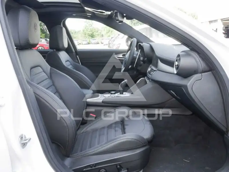 2022 Alfa Romeo Giulia