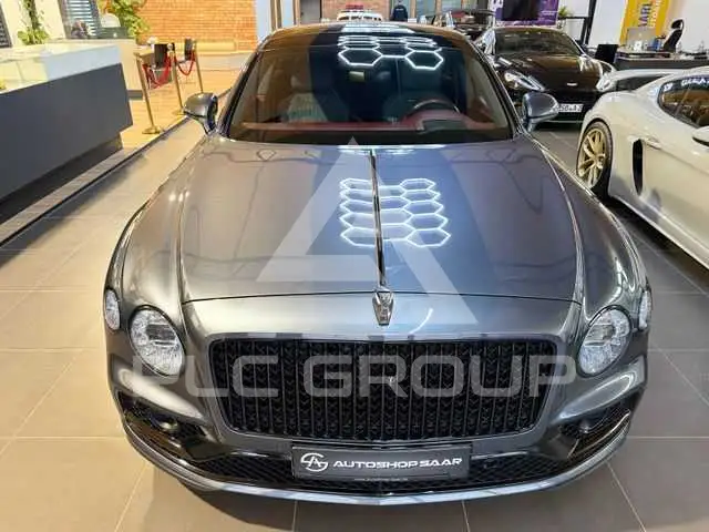 2022 Bentley Flying