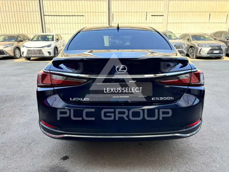 2022 Lexus ES