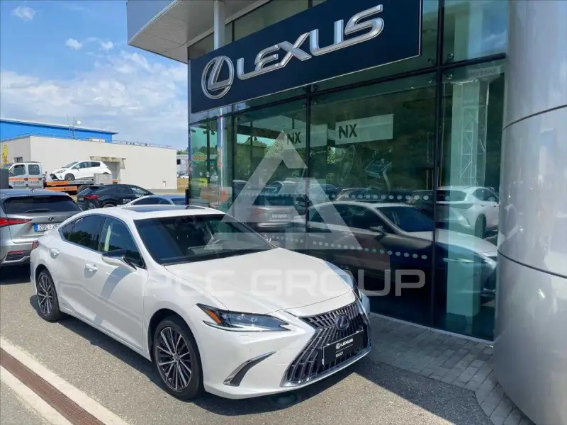 2022 Lexus ES