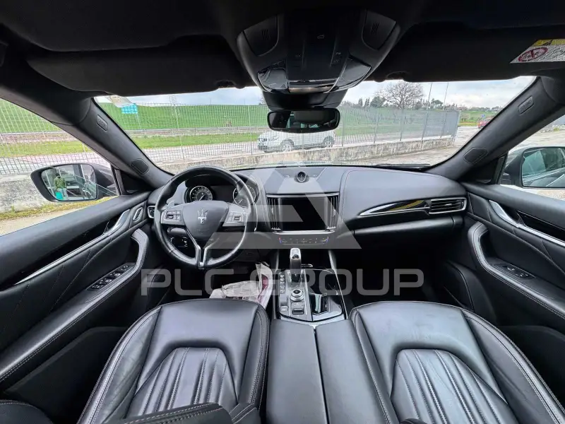 2022 Maserati LEVANTE