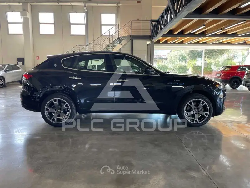 2022 Maserati LEVANTE