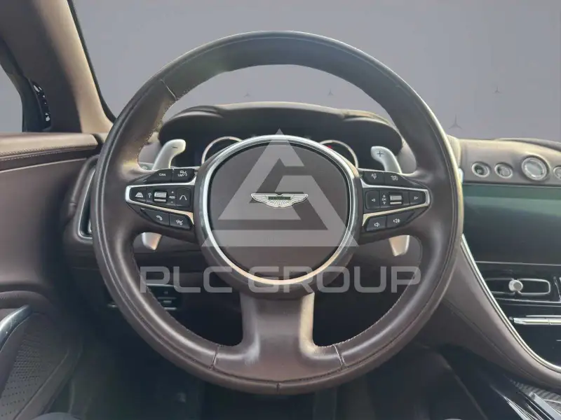2022 Aston Martin DBX