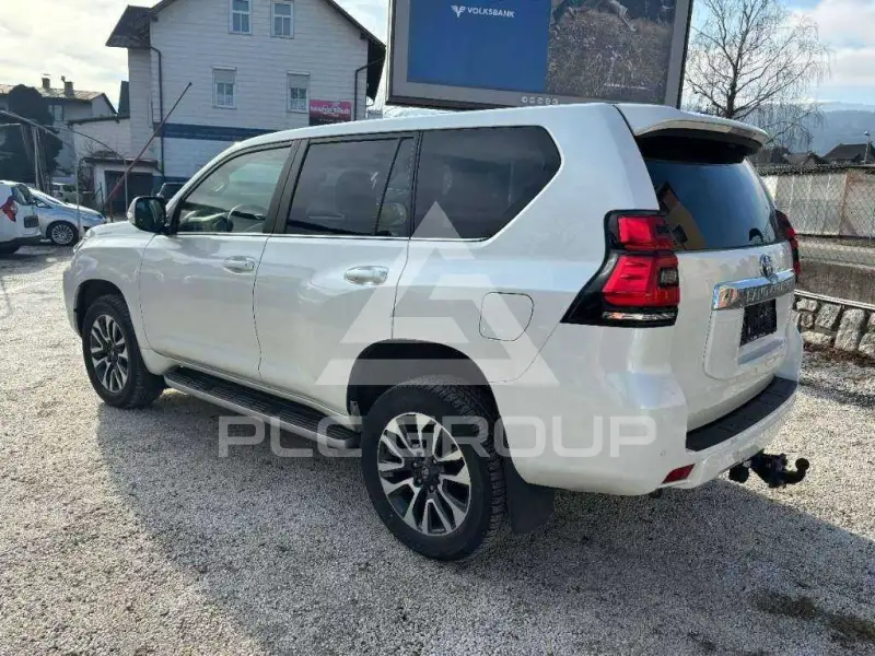 2022 Toyota LAND CRUISER