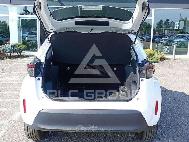 2022 Toyota YARIS