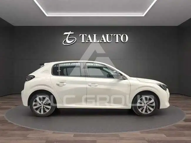 2022 Peugeot 208