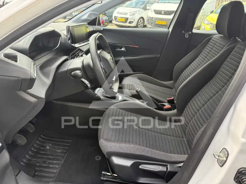 2022 Peugeot 208