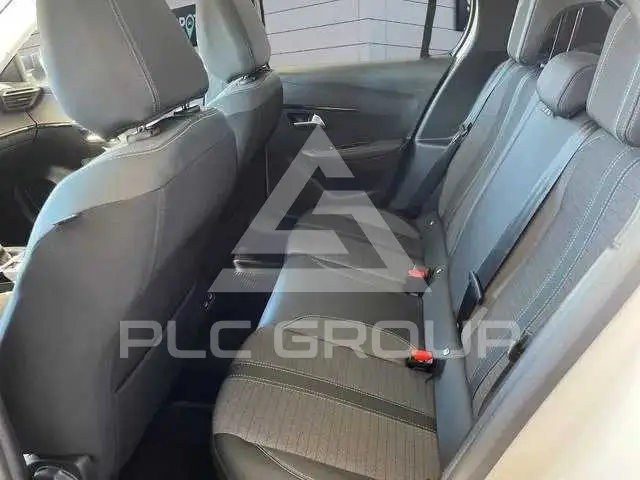 2022 Peugeot 208