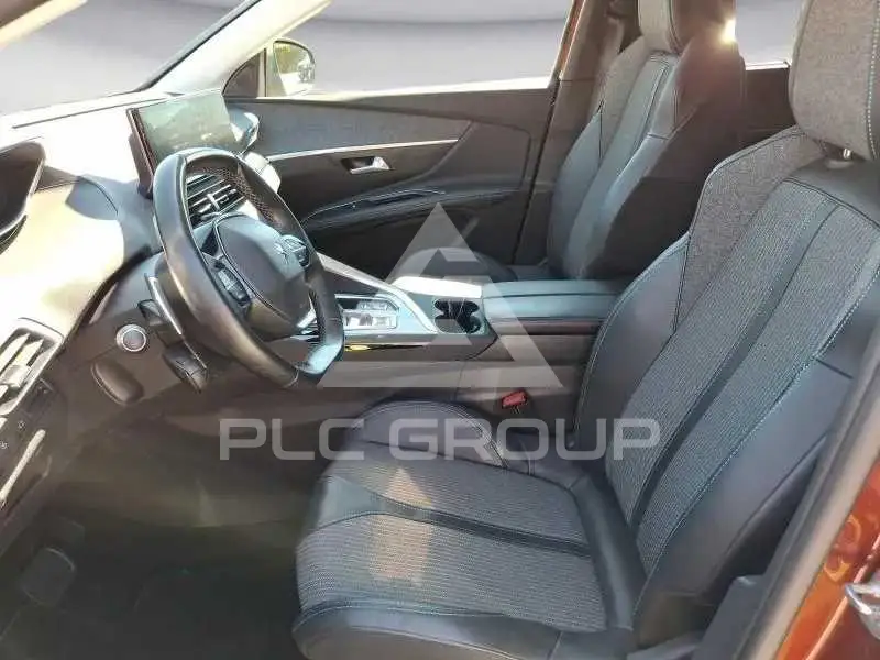2022 Peugeot 5008
