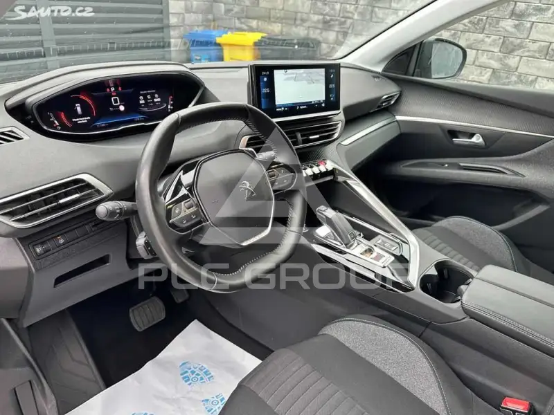 2022 Peugeot 5008
