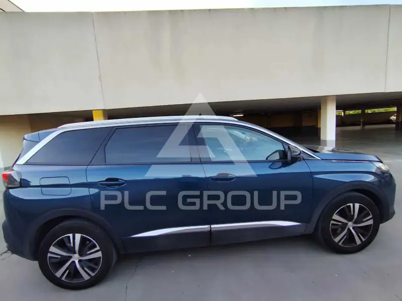2022 Peugeot 5008