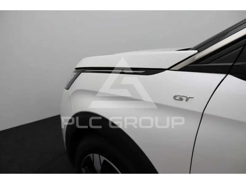 2022 Peugeot 5008