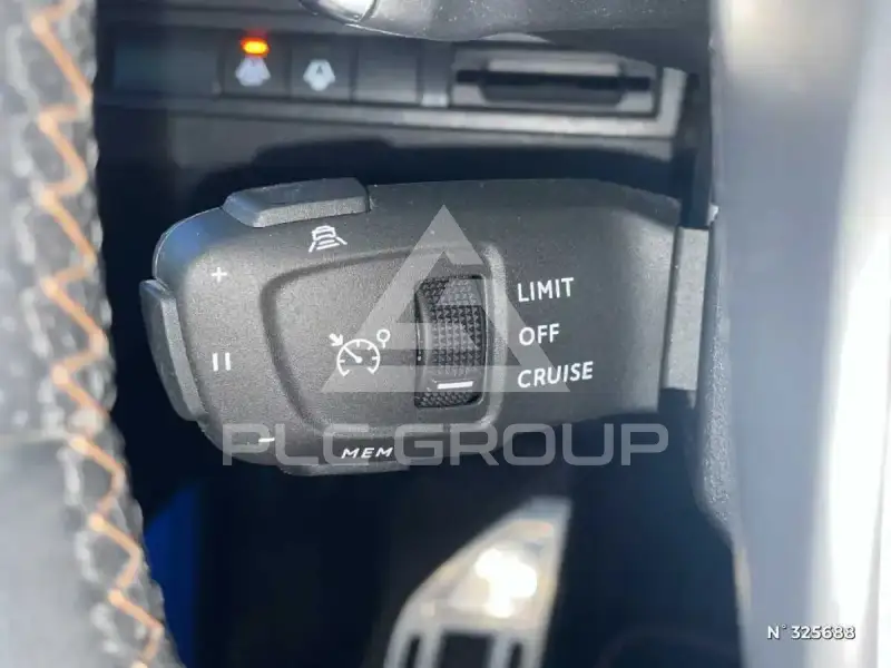 2022 Peugeot 5008