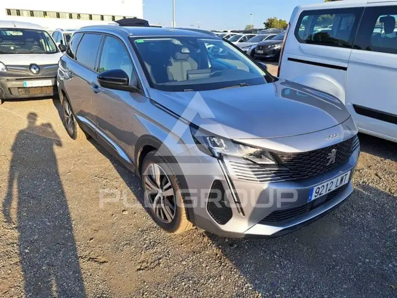 2022 Peugeot 5008