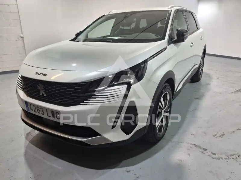 2022 Peugeot 5008