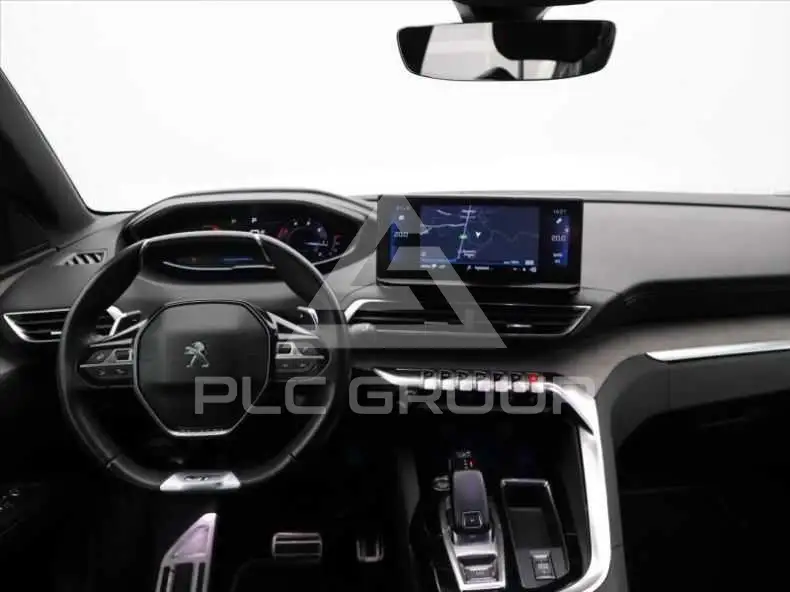 2022 Peugeot 5008