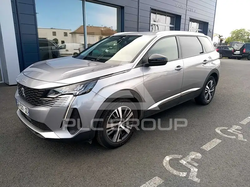 2022 Peugeot 5008