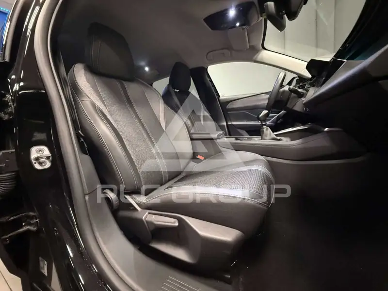 2022 Peugeot 308