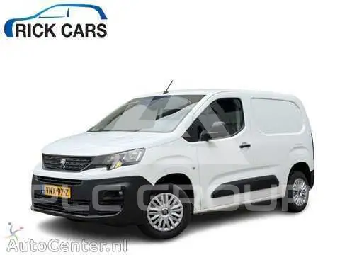 2022 Peugeot Partner