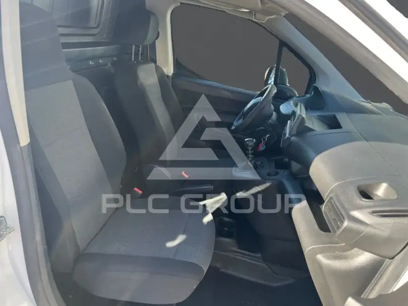 2022 Peugeot Partner
