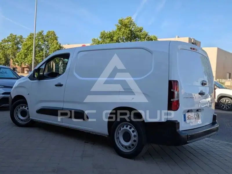 2022 Peugeot Partner