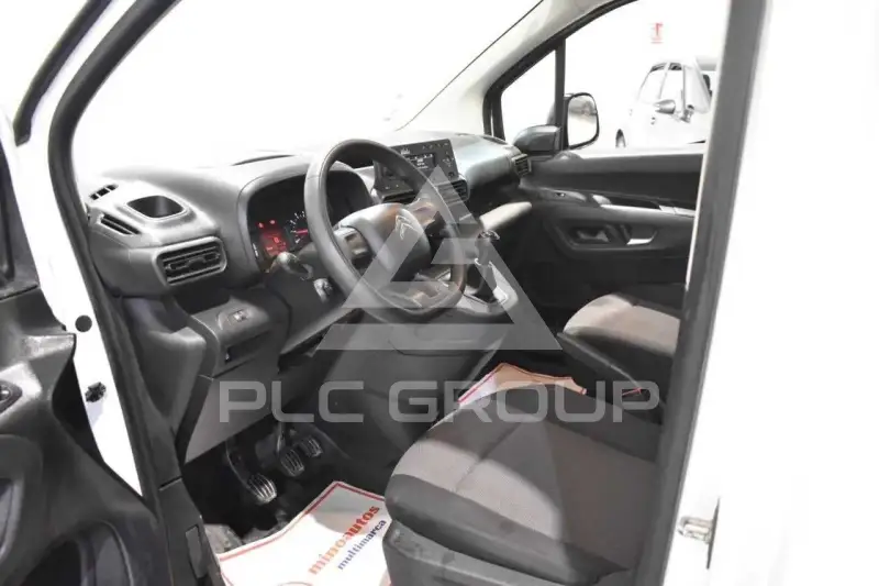 2022 Peugeot Partner