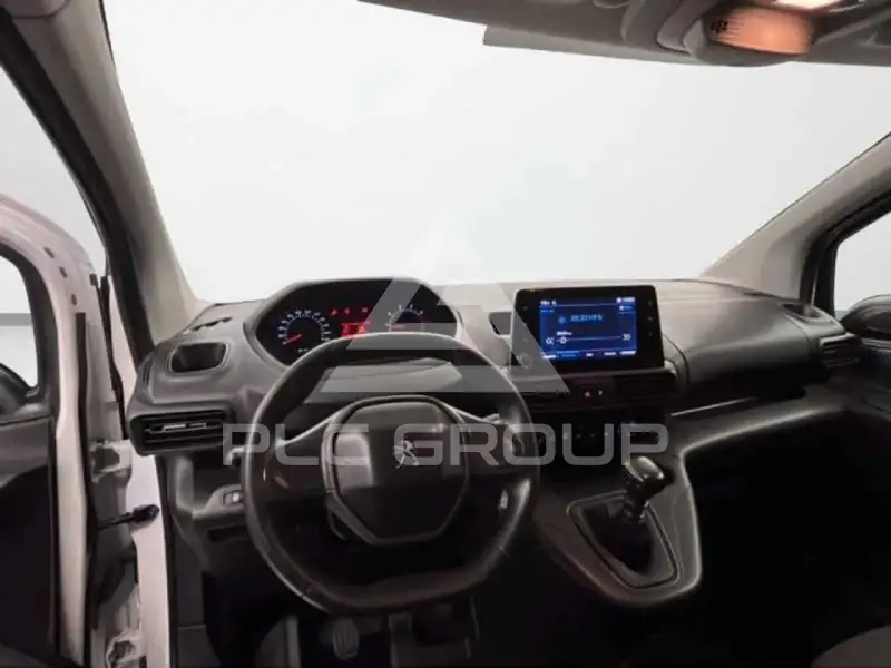 2022 Peugeot Partner