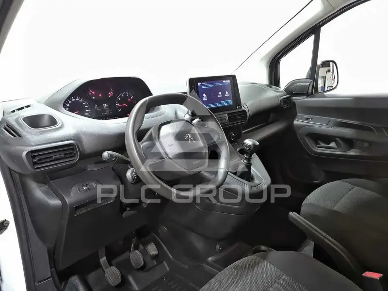 2022 Peugeot Partner