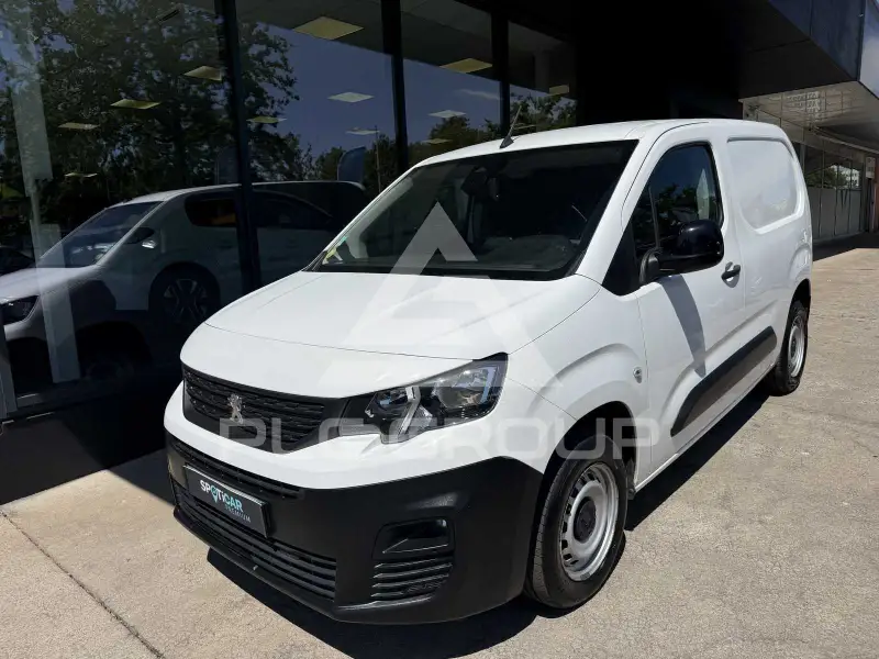 2022 Peugeot Partner