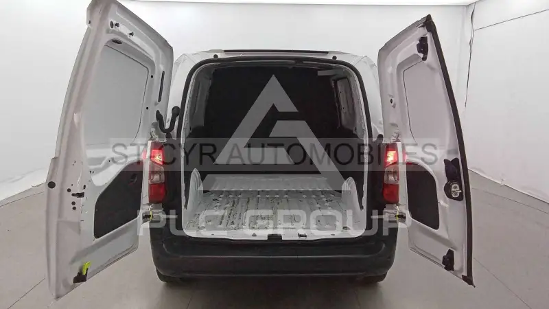 2022 Peugeot Partner