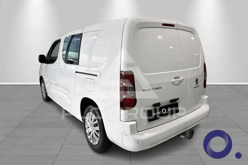 2022 Peugeot Partner
