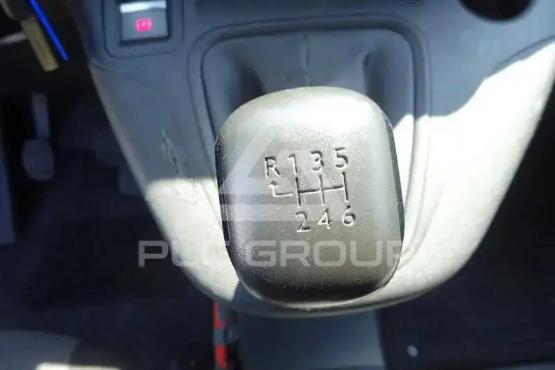 2022 Peugeot Partner