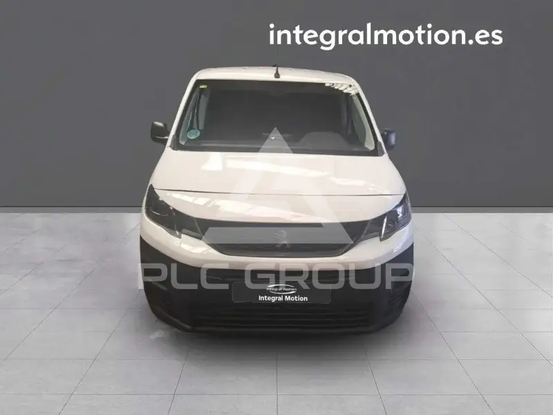2022 Peugeot Partner