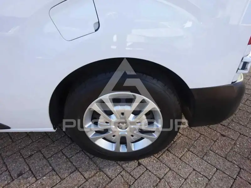2022 Peugeot Expert