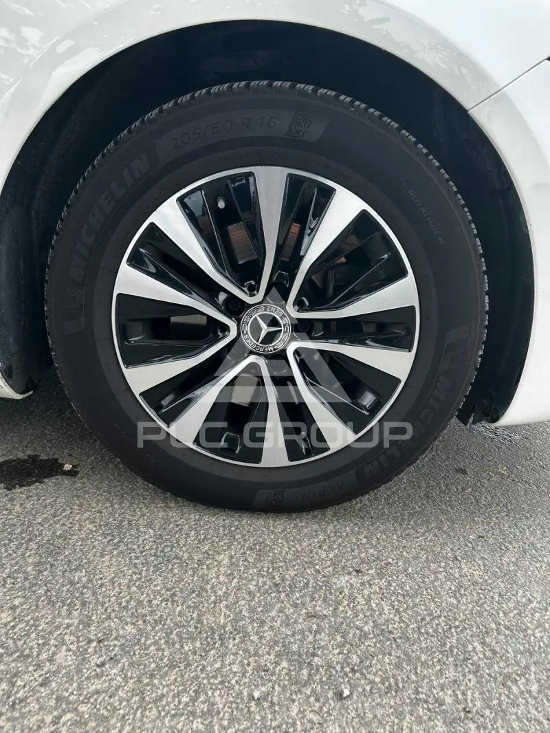 2022 Mercedes Benz A